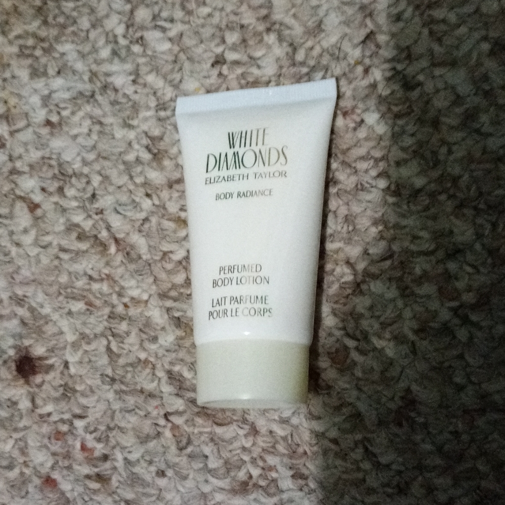 Scented body lotion
